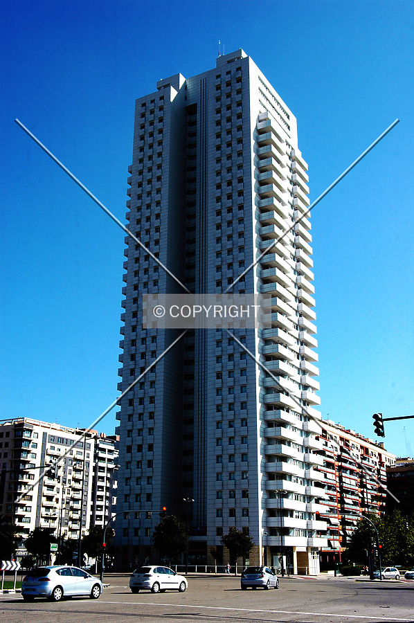Torre de Francia by Jorge Molina