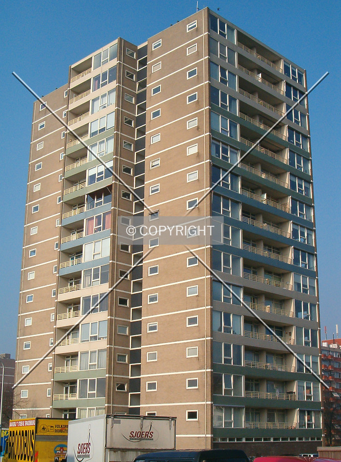 Blijdensteinparkflat by René Hogendijk