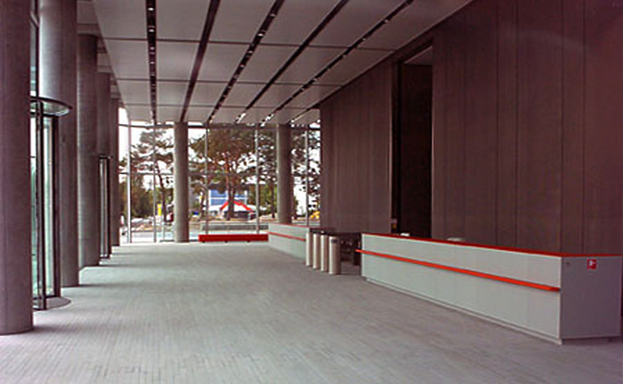 Hochhaus Uptown München by Pavel Toczynski