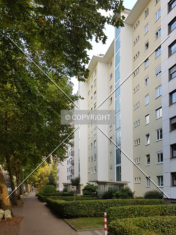 Preußenstraße 40-46 by Nephilim