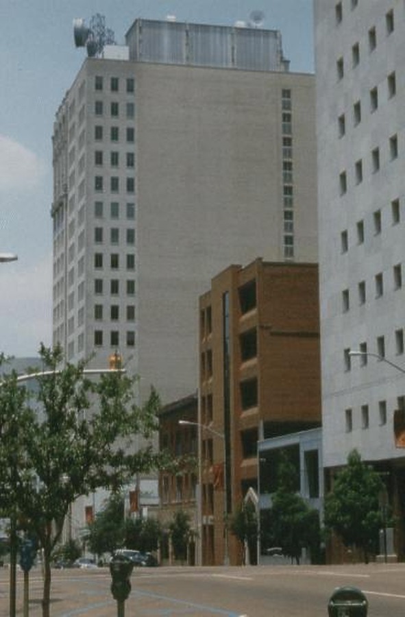 Regions Bank Building by Rodney Gunn
