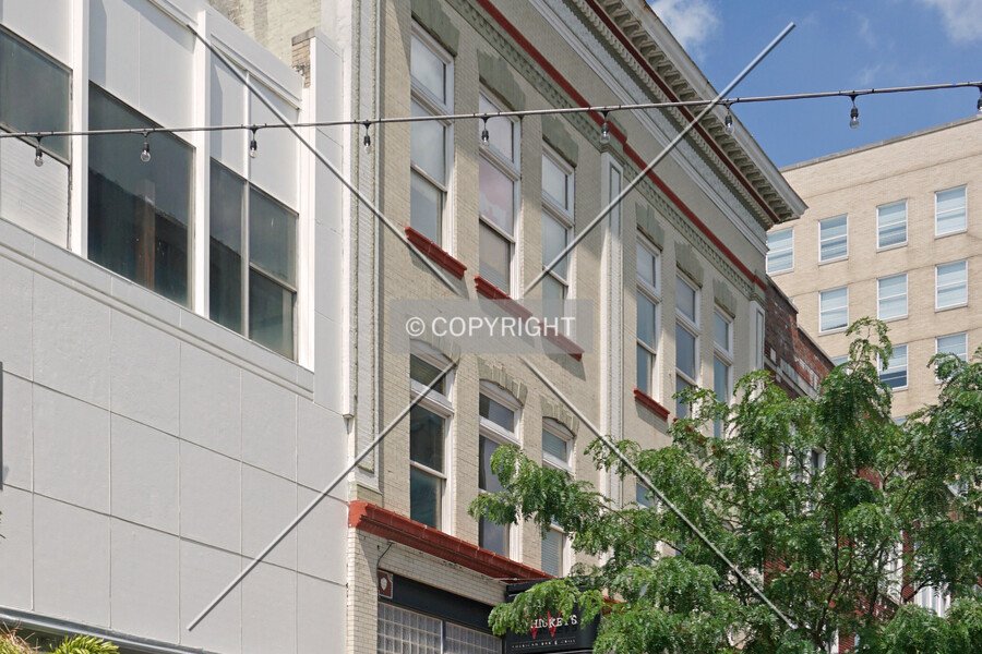 313 East Park Central East Street