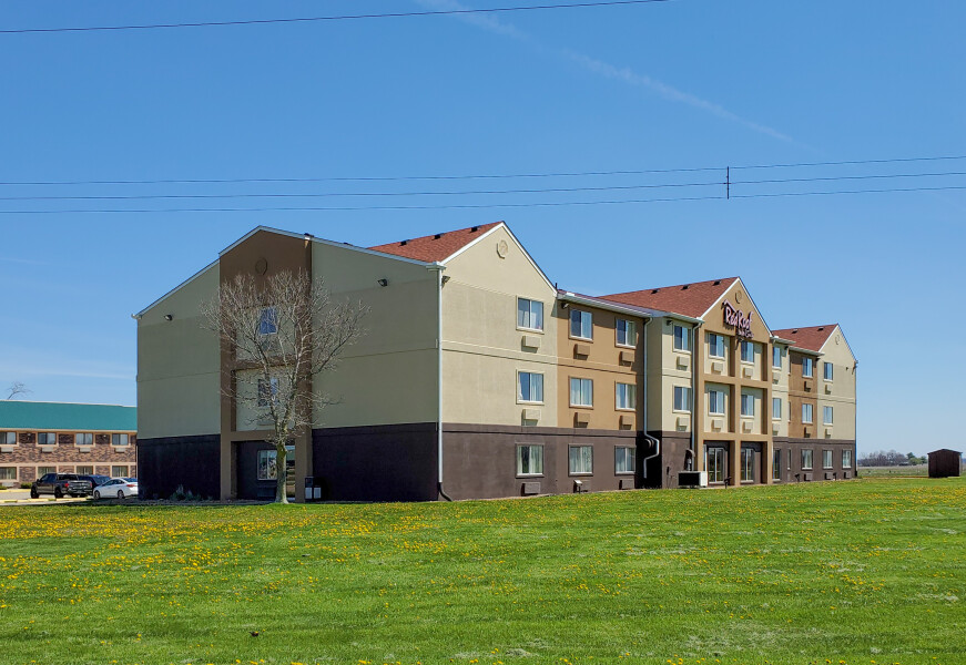 Red Roof Inn & Suites Danville