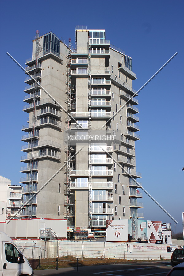 Le Chromosome by Florian Barbier