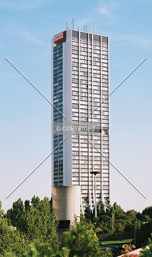 Défense 2000 by Nephilim