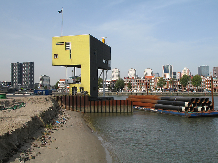 Maastoren by Michiel van Dijk