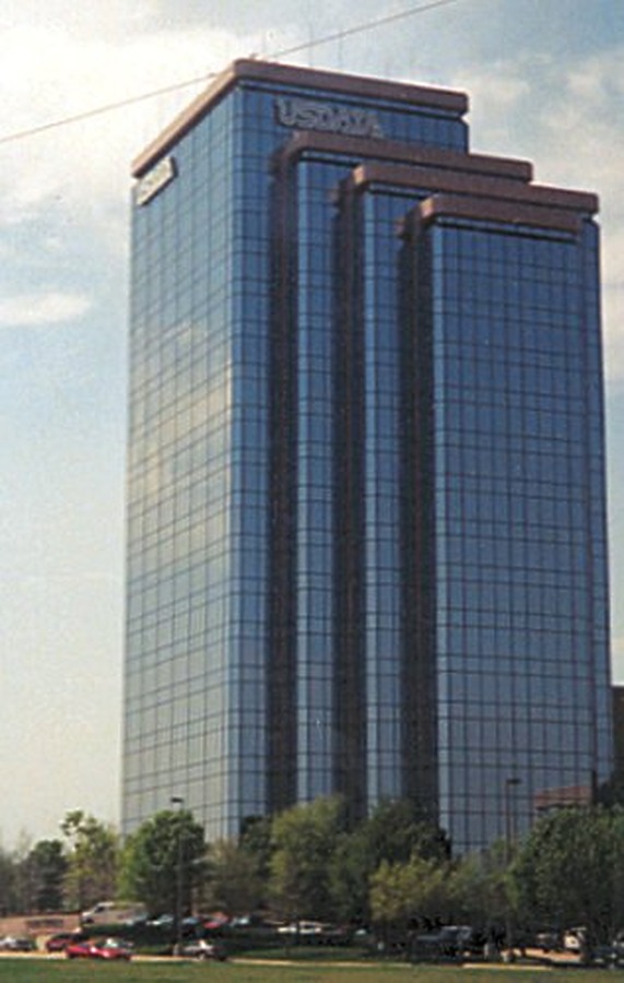 Palisades Central Tower II by Kevin Lehnhardt