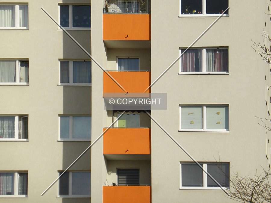 Albert-Schweitzer-Allee 45-55 by Nephilim