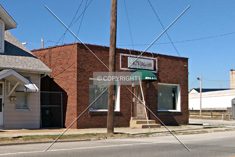 805 South Illinois Street
