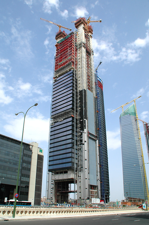 Torre Caja Madrid by John Bek