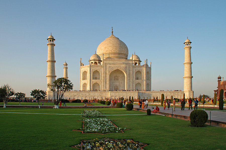 Taj Mahal by John Bek