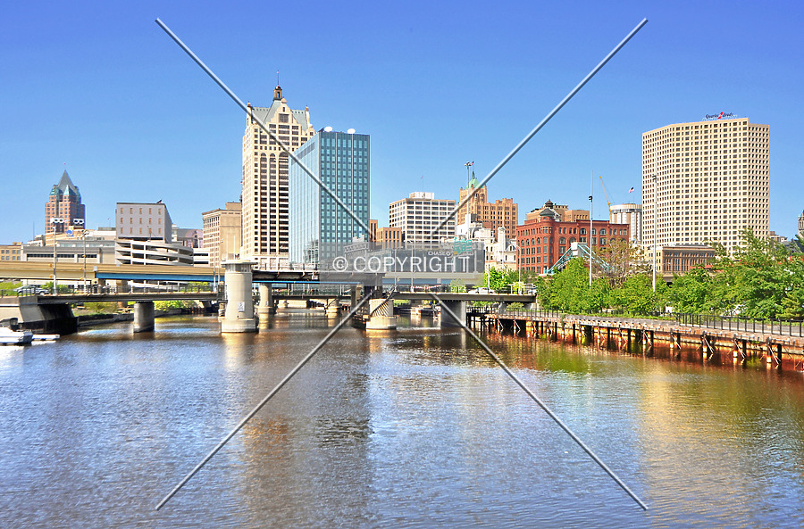 Chase Tower by Jorge Molina