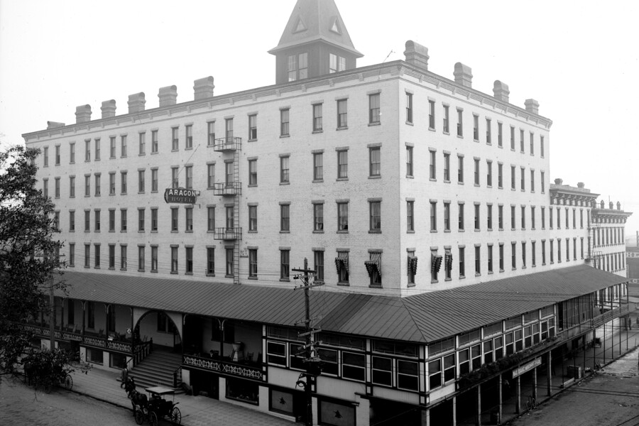 Hotel Aragon