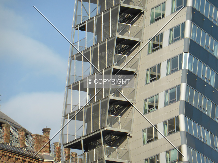 Schild - Gasometer B by Nephilim