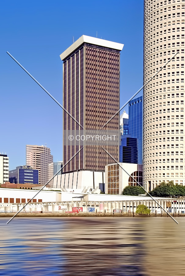 Park Tower by Jorge Molina