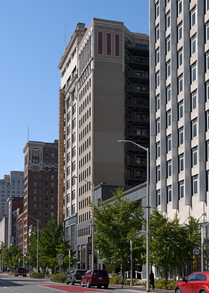110 East Washington Street