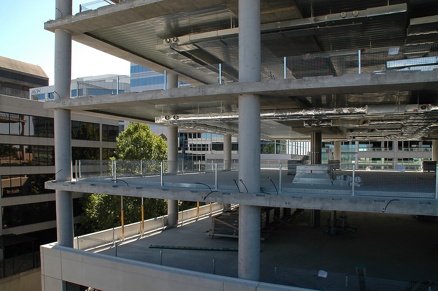 25 Smith Street by John Bek