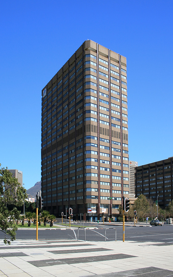 Standard Bank Centre South Tower by Kjetil Balog
