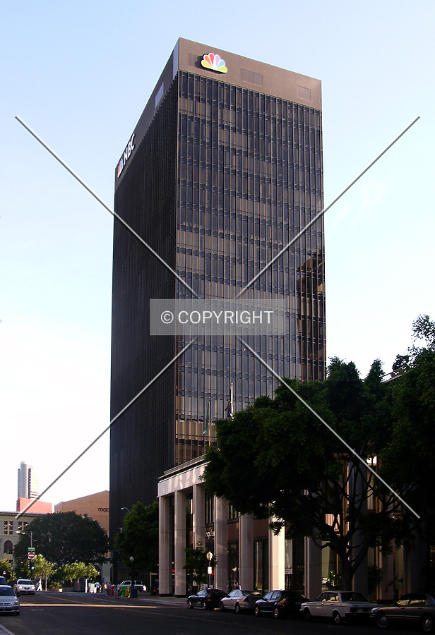 225 Broadway by Chris Patriarca