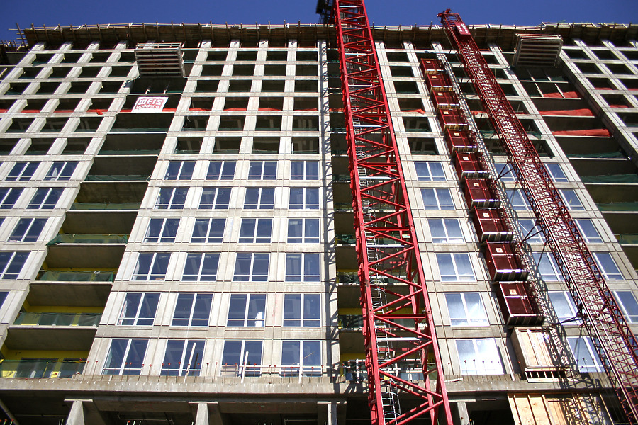 415 Premier Apartments by Daniel Kieckhefer