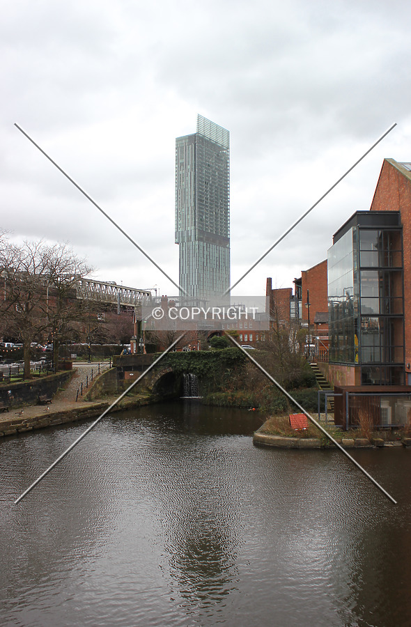 Beetham Tower by Florian Barbier
