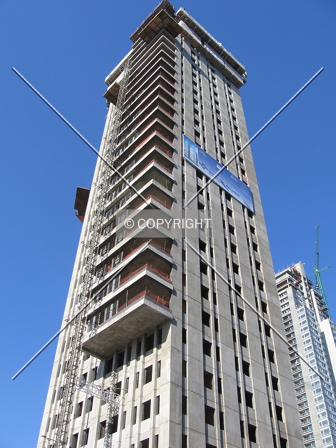 Torre Renoir 1 by Maximiliano Buono