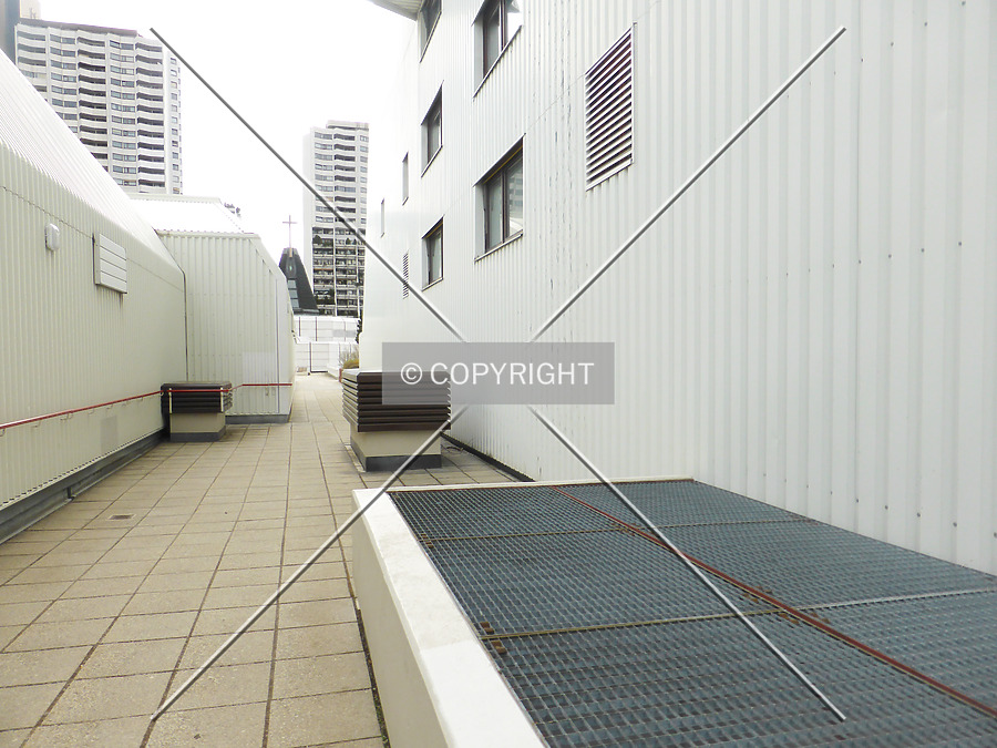 Wohnpark Alterlaa - Block C1-C4 by Nephilim