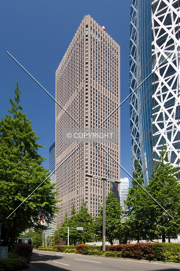 Shinjuku Center Building by Serdica