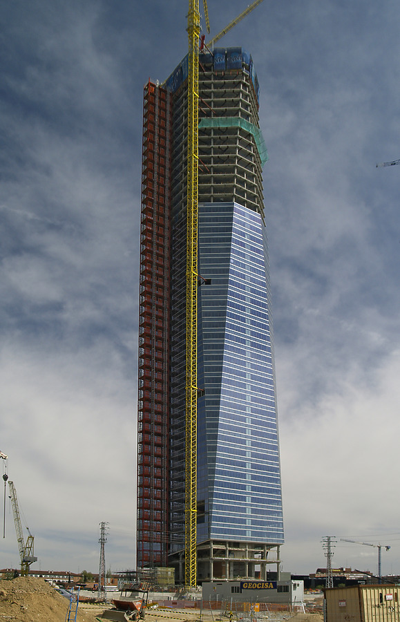 Torre de Cristal by Cesar Serrano