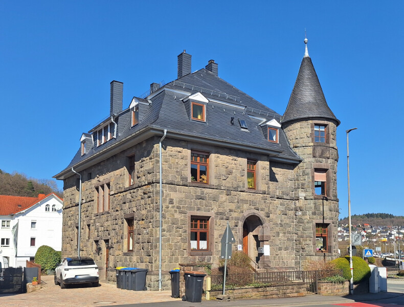 Nassaustraße 2