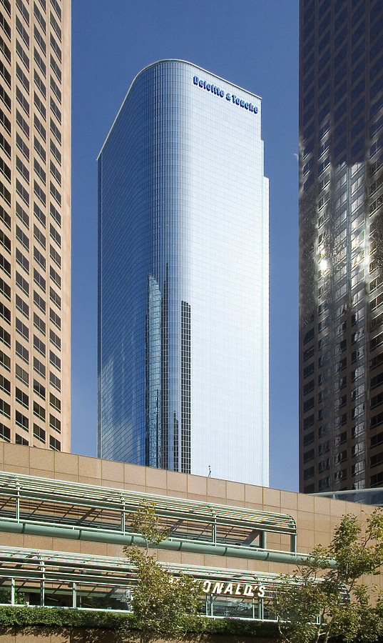 Two California Plaza by Pavel Toczynski