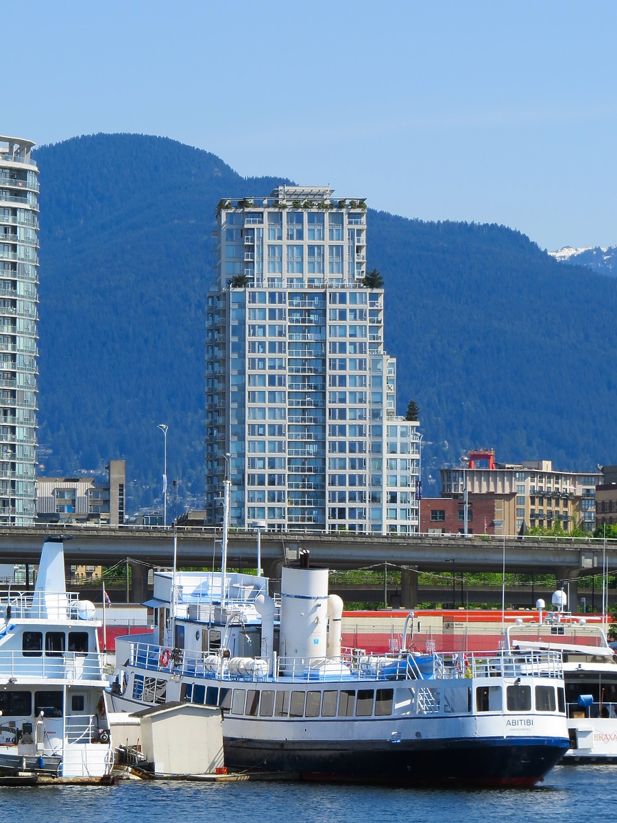 Taylor by James Peacock