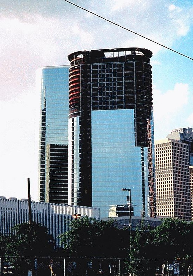 1500 Louisiana Street by Kevin Lehnhardt