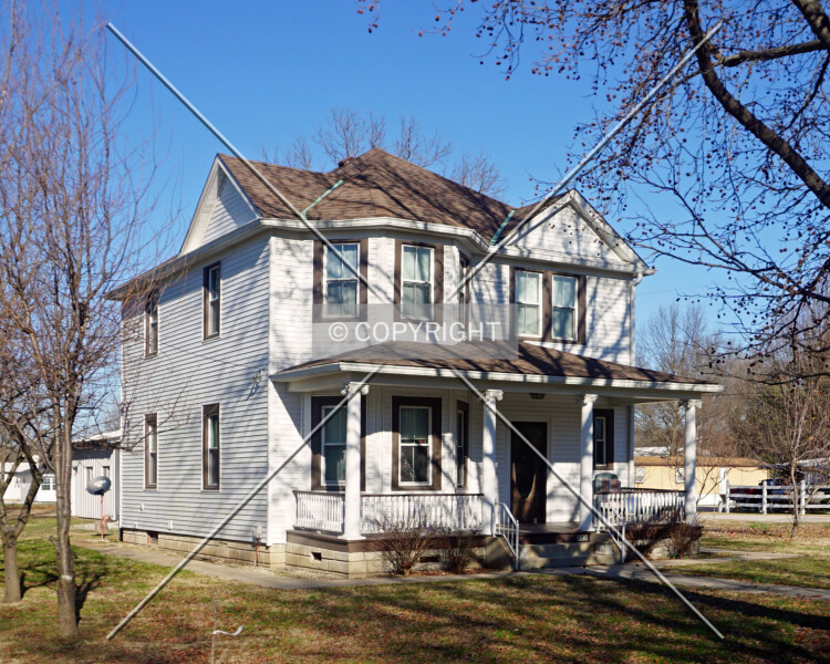 921 River Street