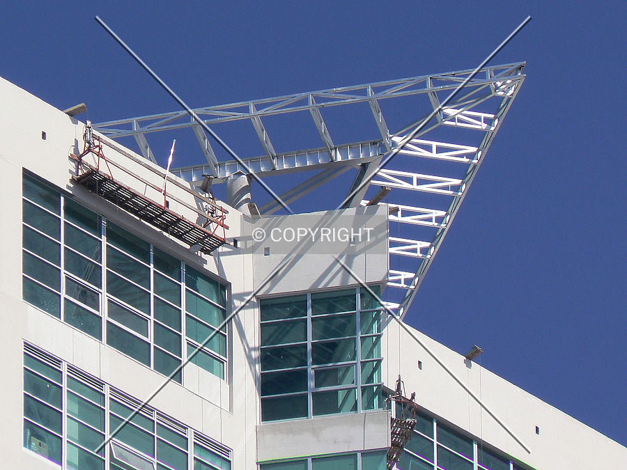 Torre Titanium by Luis Ibáñez