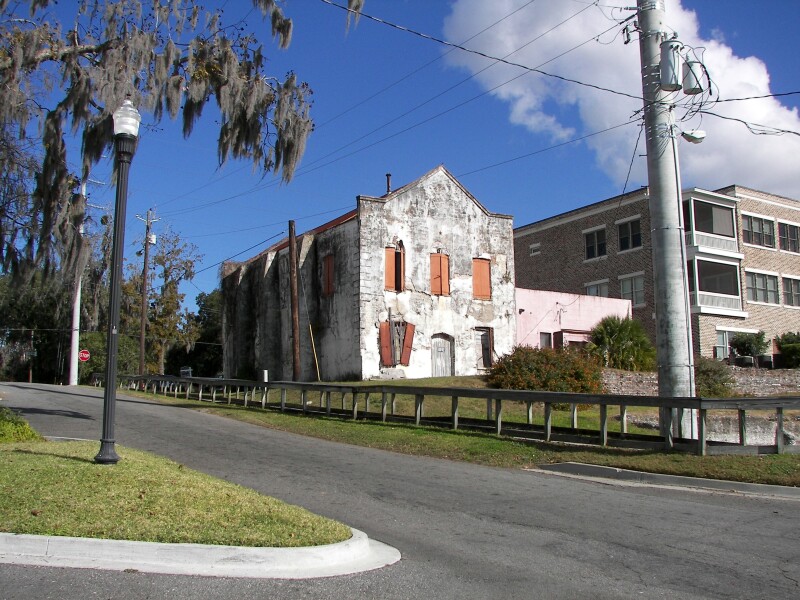 Strain Building