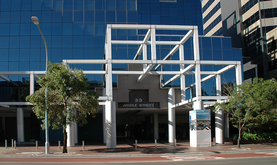 33 Argyle Street by John Bek