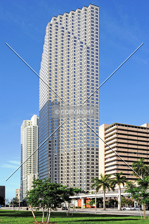 Southeast Financial Center by Jorge Molina