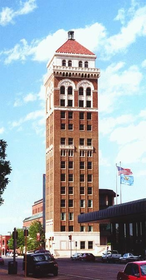 Phillips Tower by Scott Murphy
