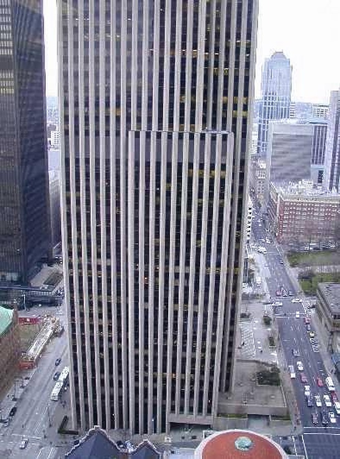 901 Fifth Avenue by Garrett Stout