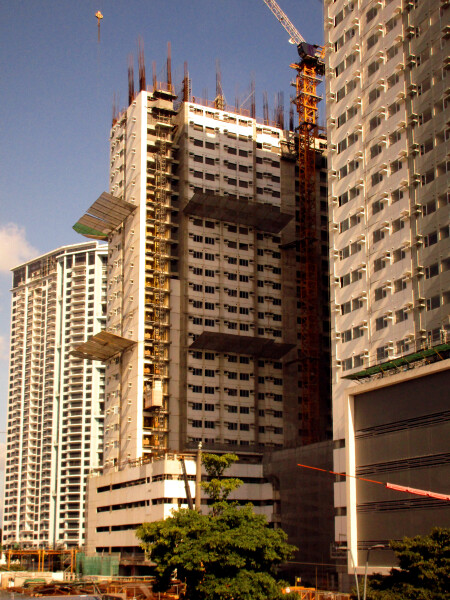Avida Towers Sola 2