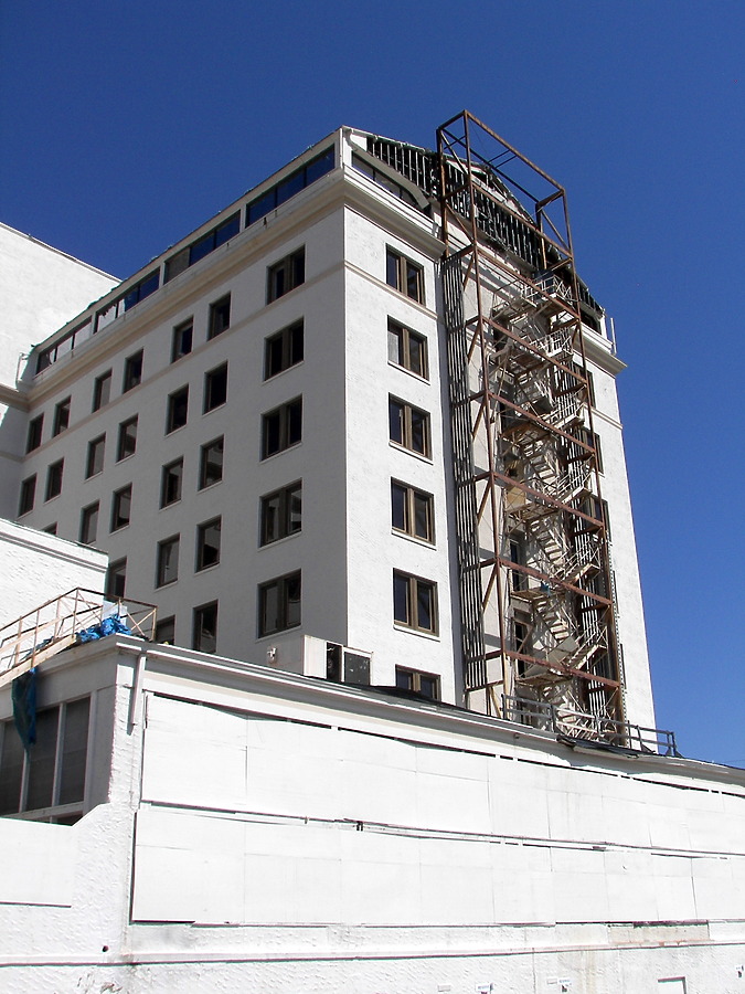 Markham Building by Rodney Gunn