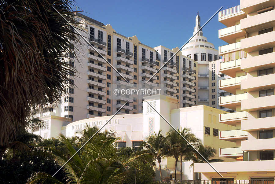 Loews Miami Beach Hotel South Beach by Jorge Molina