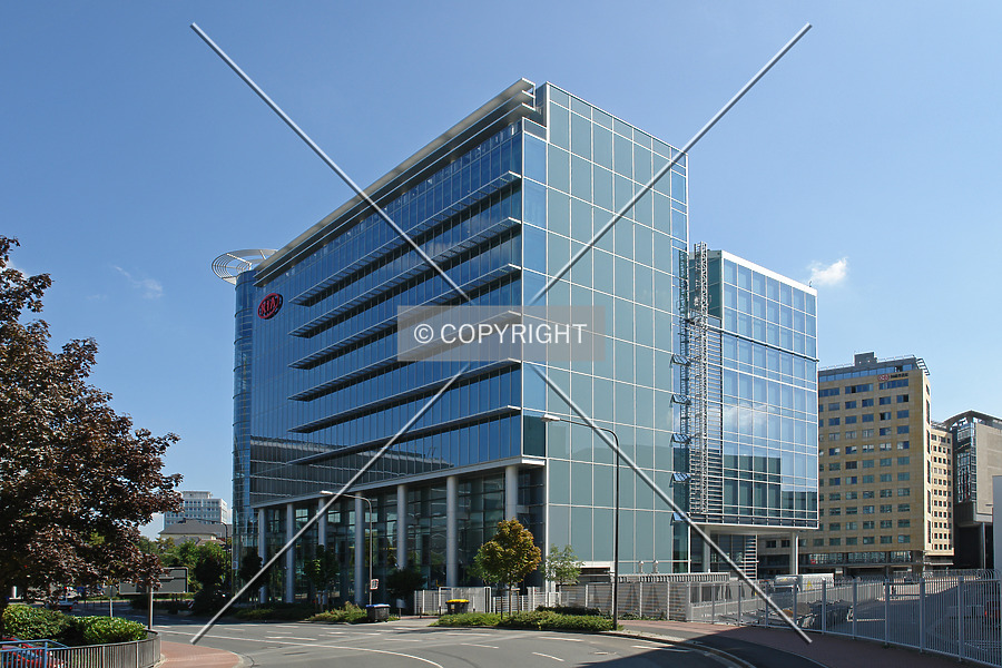 Kia Motors European Headquarters & Design Center by Nephilim