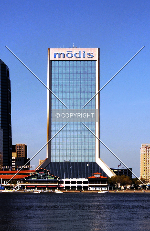 Wells Fargo Center by Jorge Molina