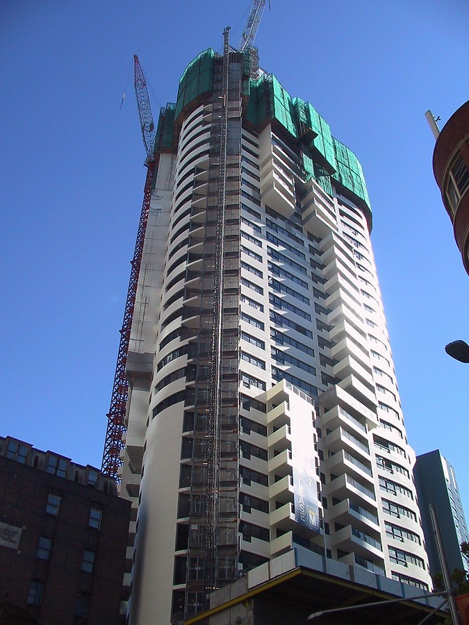 Meriton Tower by John Bek