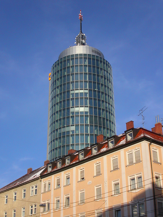 Munich City Tower by Cesar Serrano