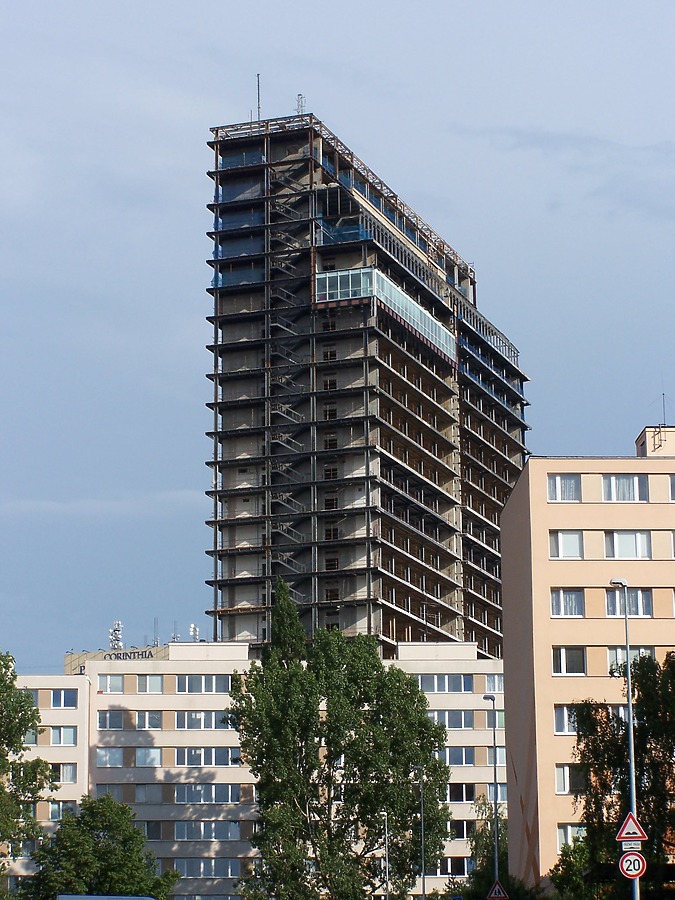 City Tower by Florian Barbier