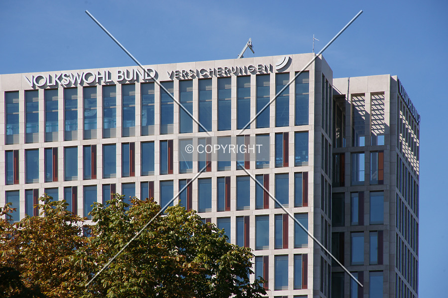 Hochhaus Volkswohl Bund by Nephilim