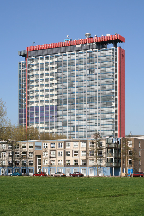 TU Delft faculteit ITS by Michiel van Dijk